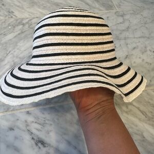 Janie and Jack Black and White Striped Baby Hat